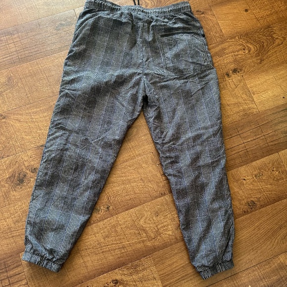 American Eagle Men's Joggers - Picture 4 of 5